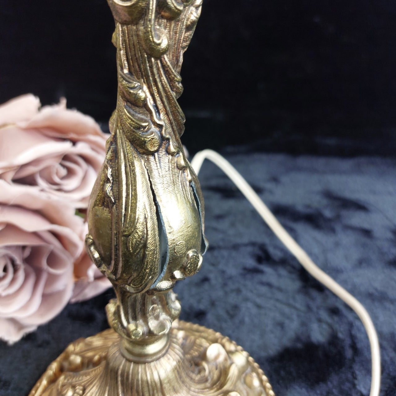 Antique style Brass Baroque Table Lamp, 14 in, see the pictures Gold12