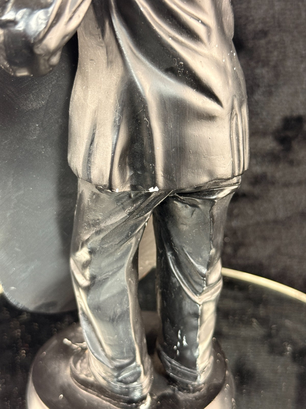Vintage Jazz Bass Figurine Player Hand-Painted Musician Statue Mid-Century Resin10