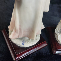 Thumbnail for Giuseppe Figurines Armani Pair Boy Girl Flowers Basket Romantic Scene 9