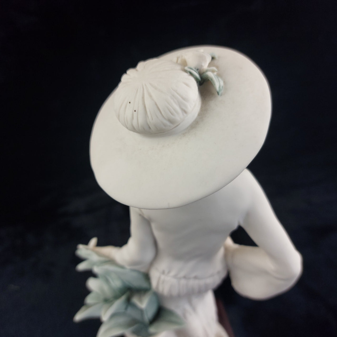 Florence Giuseppe Armani 1998 Lady 14"Figurine Madelaine Good Italy Sculpture.9