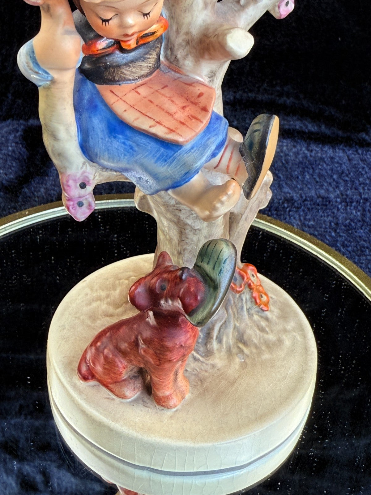 Vintage Hummel Goebel Figurine "Little Guardian" 56/B - West Germany Porcelain6