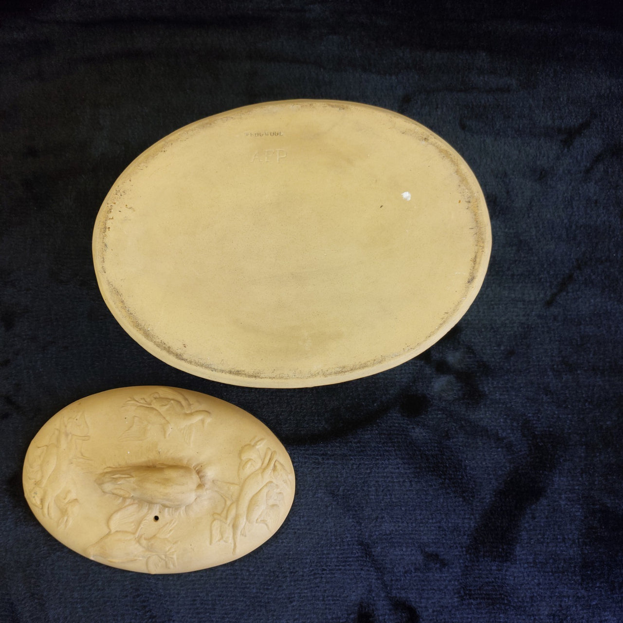 Antique 1800s Wedgwood Yellow Jasperware Game Dish - Little crack & chips China.6