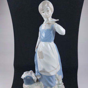 Rare  Nadal, collectable  Lady with Basket & Bird Figurine Cracked Cond.  28 cm 1