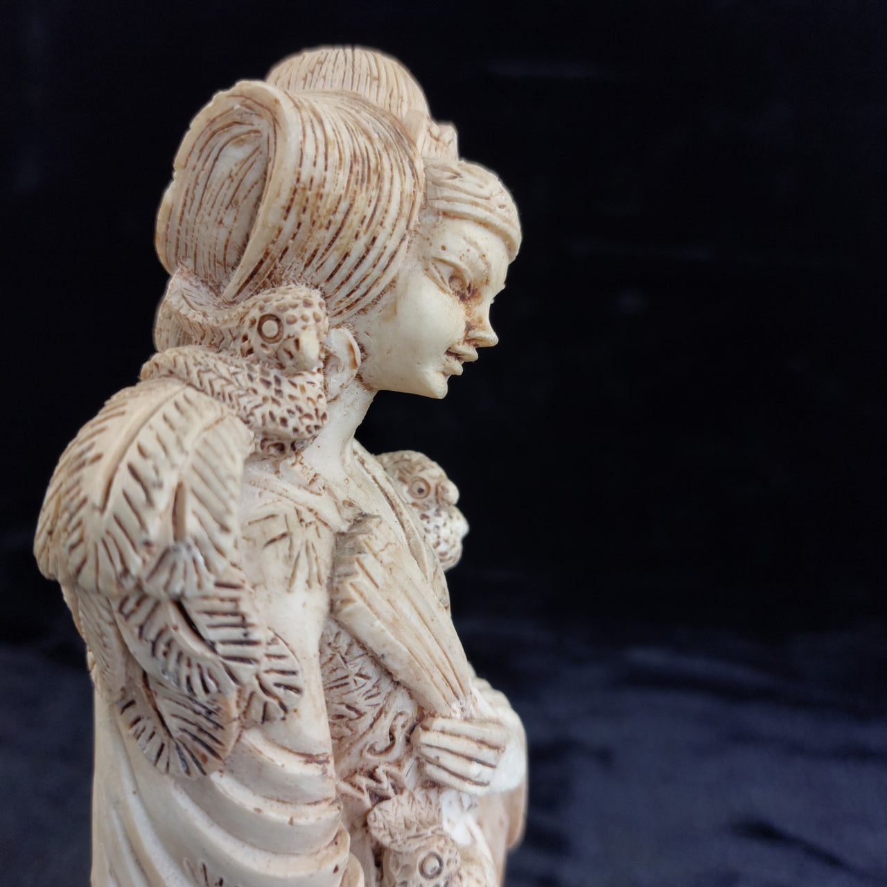 Asian Woman with Fan and Birds Resin Figurine Ivory Colour Approx 10in Worn6