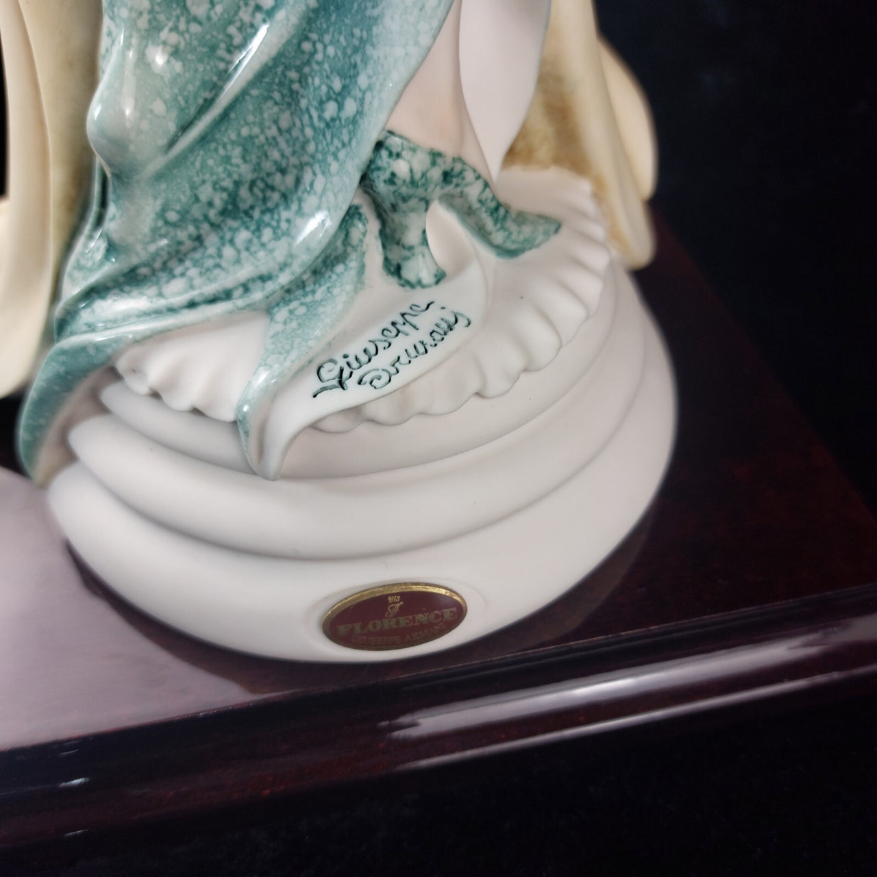 Florence Armani lady figurine Wings of Beauty Box & COA Limited Edition lux deco11