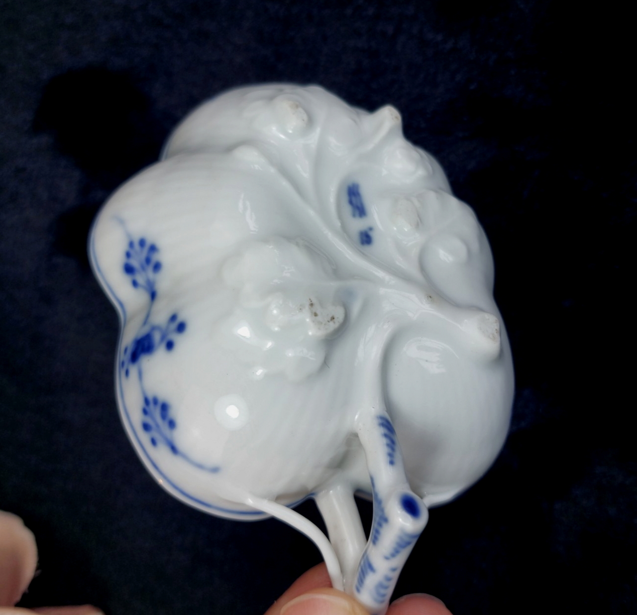 1870 Royal Copenhagen Blue Fluted Leaf Candy Dish Gold Edge Antique 1st Quality7
