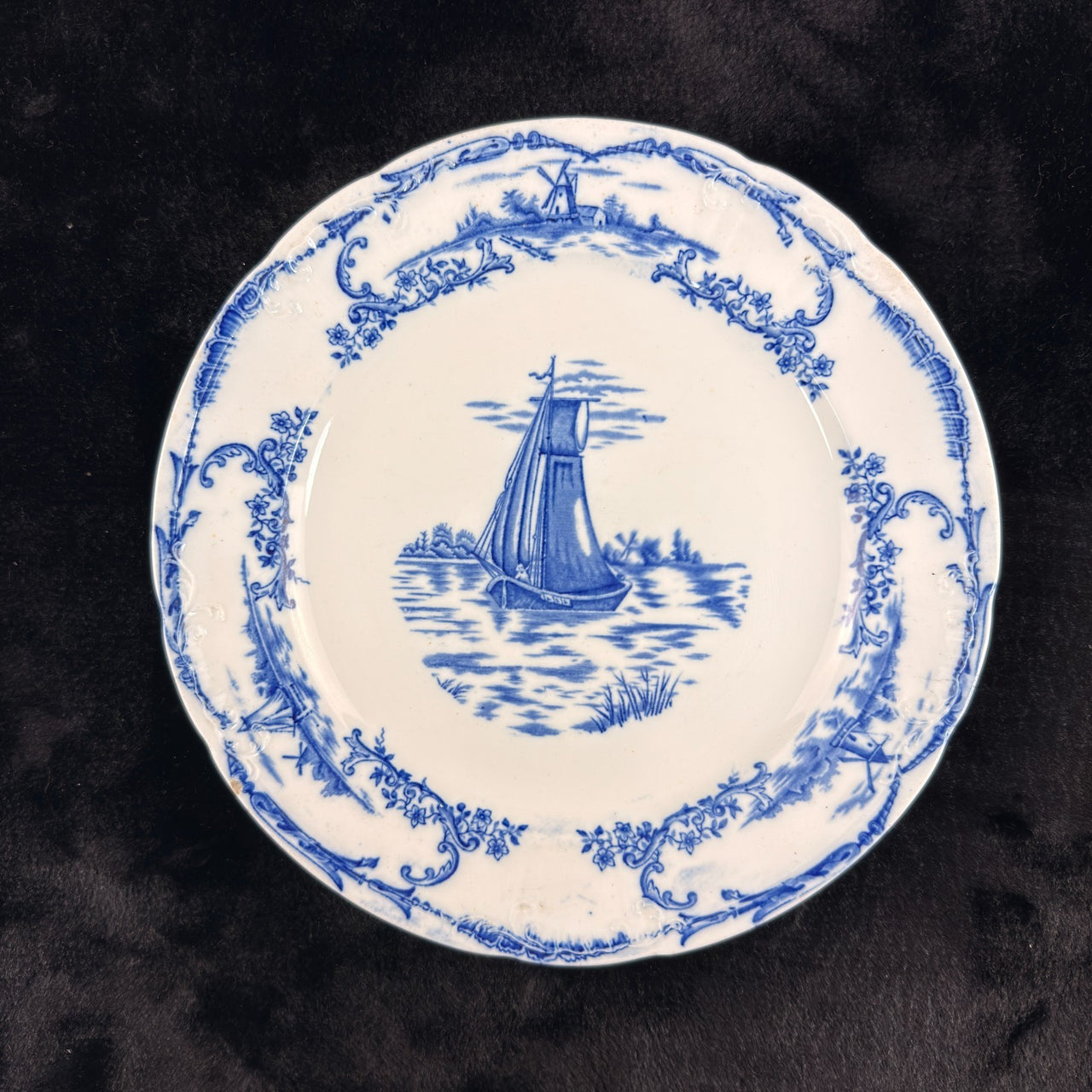 1890s plate antique Delph Blue & White Transferware Plates Sailboat Scene x2 UK18