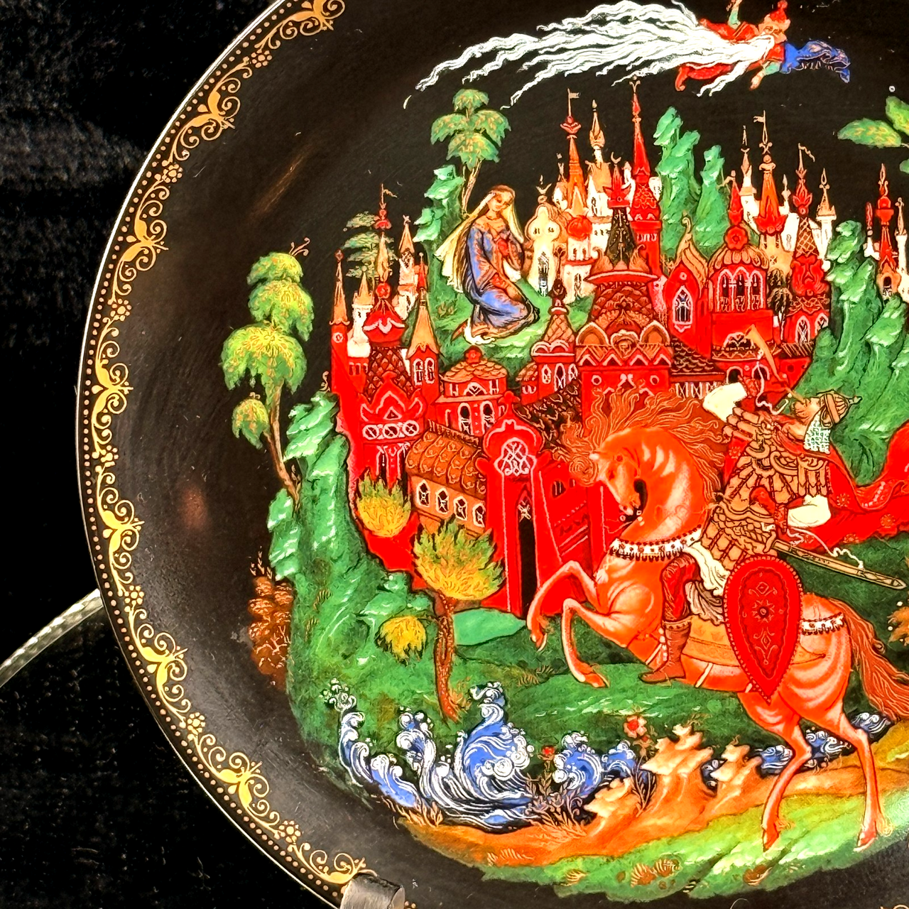 Royal Grimwades Winton English Hunting Scene Plate & Palekh 1988 Ruslan decor8