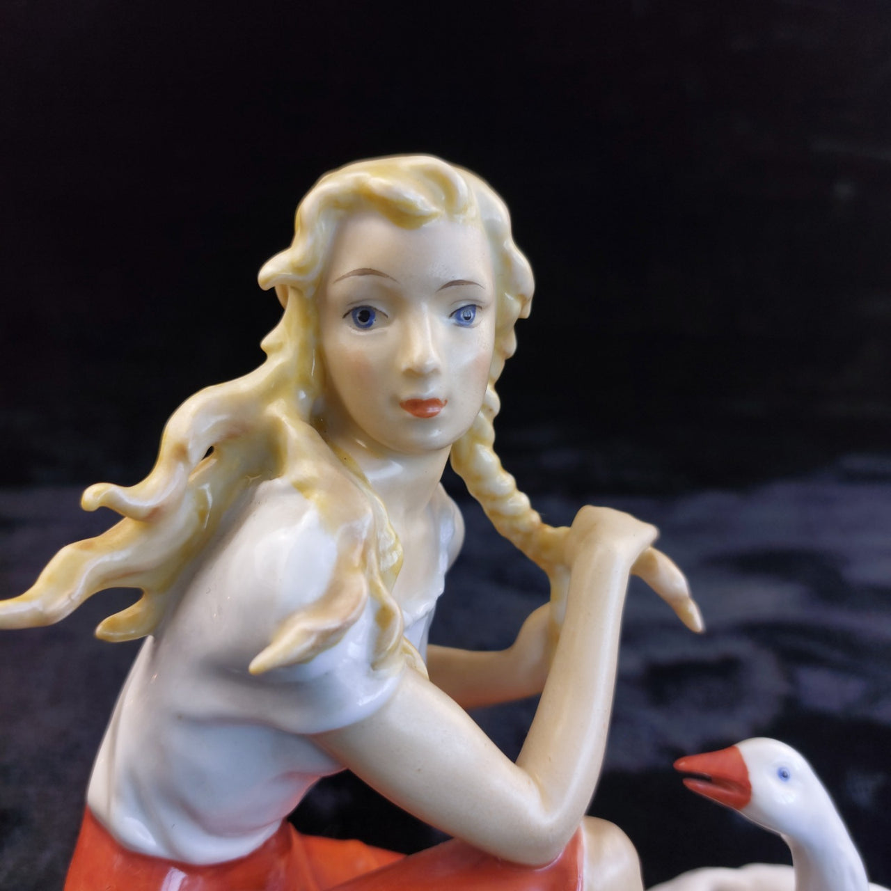 Kaiser W Germany Porcelain Figurine Girl Goose 7 in – Good, Hand Painted Medium.4