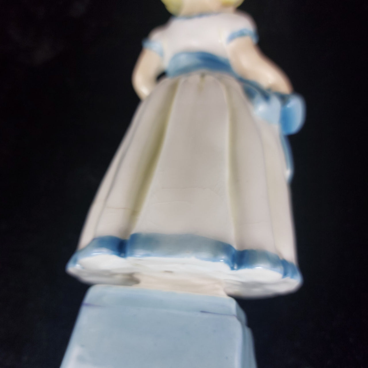 Royal Monday’s Worcester Child Figurine – Acceptable, slightly crack Porcelain6