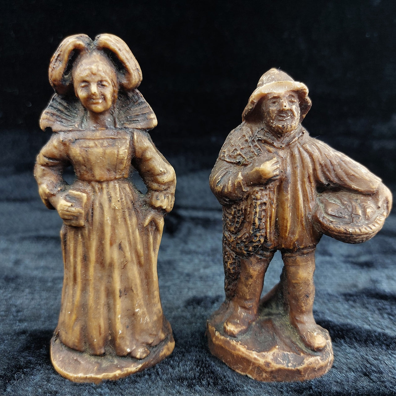 Vintage Resin Folk Figurines Pair, France Fisherman &Lady  – Acceptable Conditio1