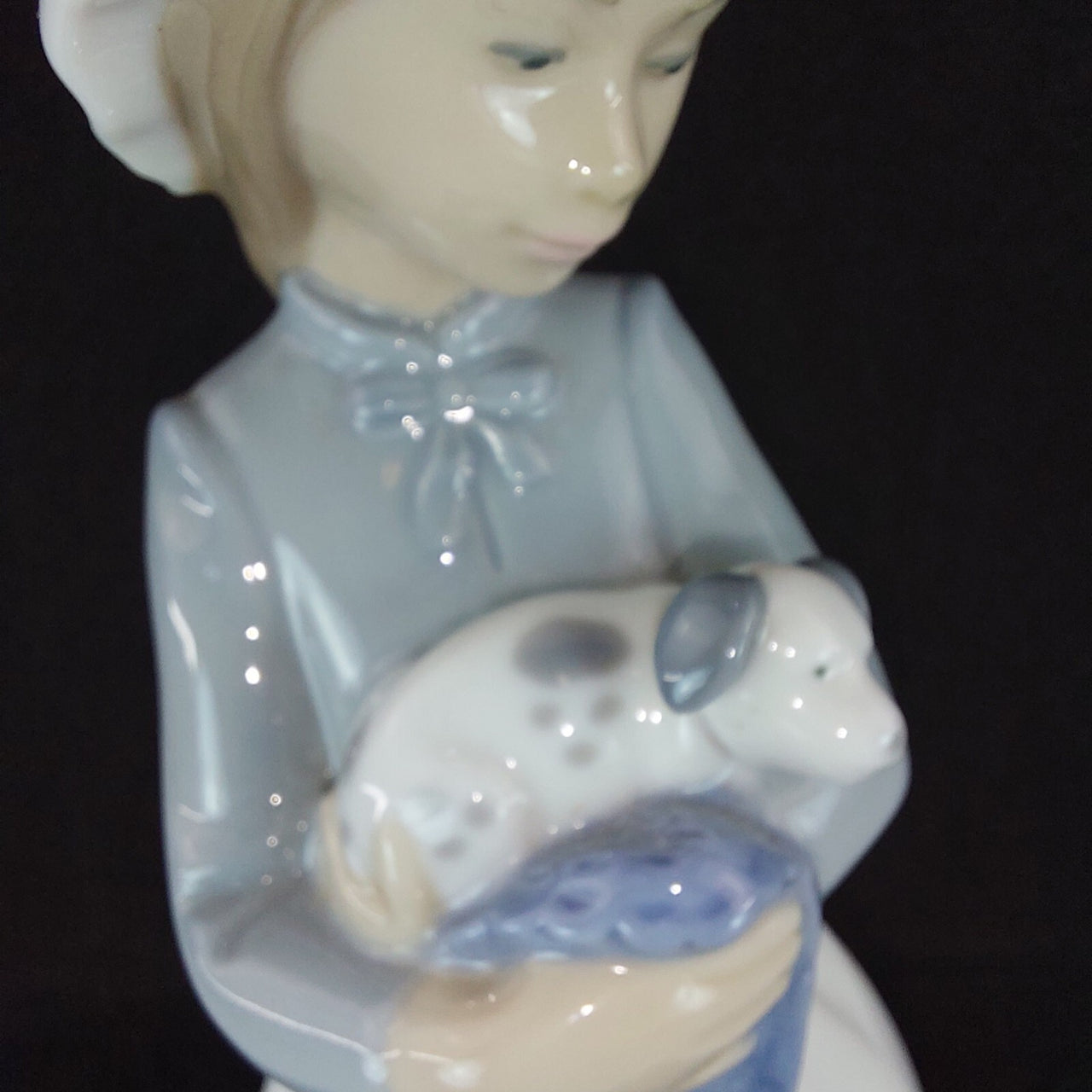 Nao by Porcelain LladrÃ³ Girl with Bonnet Figurine - 9.4" Excellent Condition11