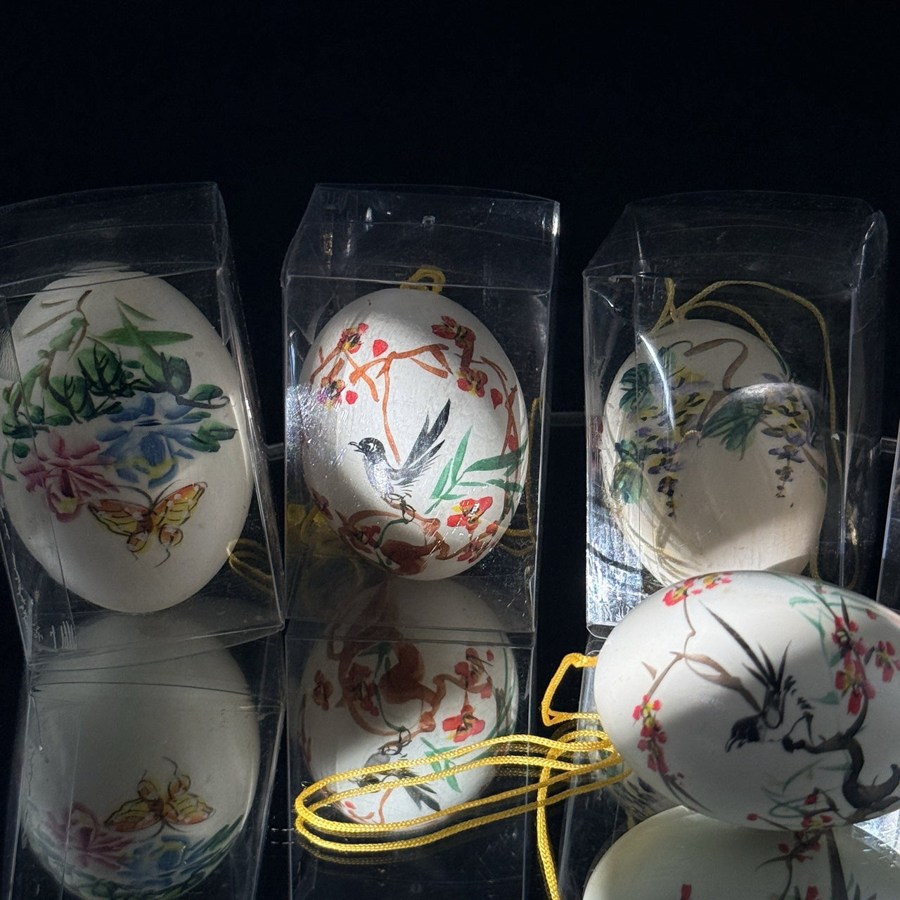 Boxed Easter Hand Painted Real Egg Shell Ornaments  Chinese Bird Floral  Set of 2