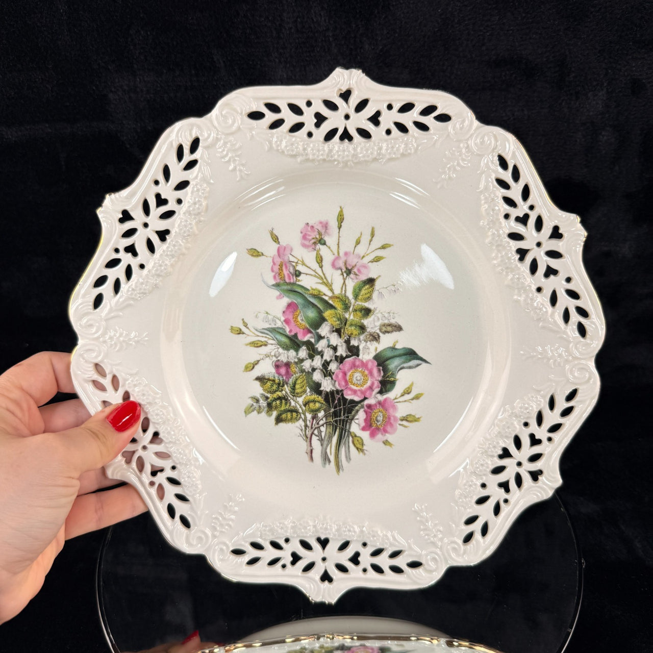 Royal Creamware Floral Gift Plates x2 Buttercups Wild Roses Ltd Ed England 10.5"10