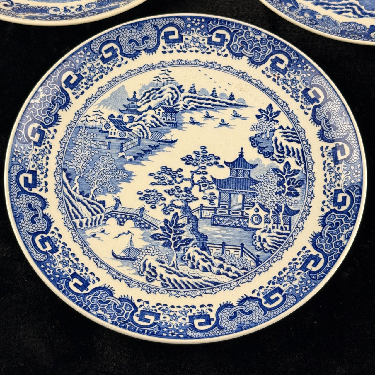 Spode Mint Danbury Willow Pattern Plates x3 – Blue & White Collector antique Set7