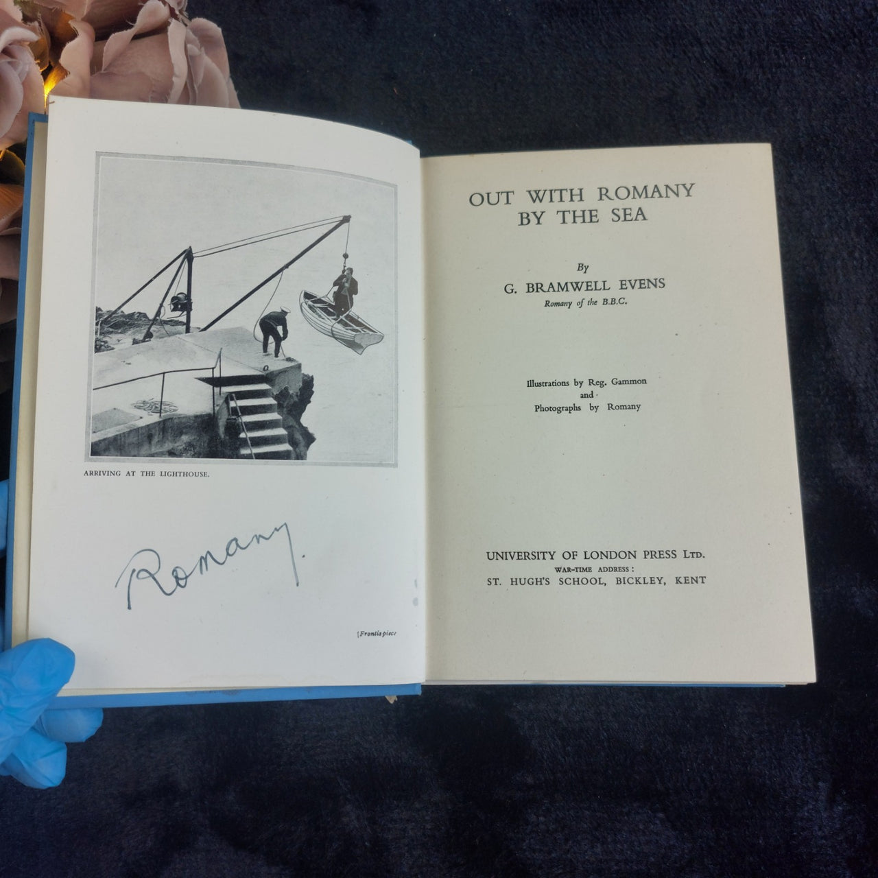 1941 Romany Out by the Sea  Bramwell Evens Hardcover BBC Nature Book edit first 6