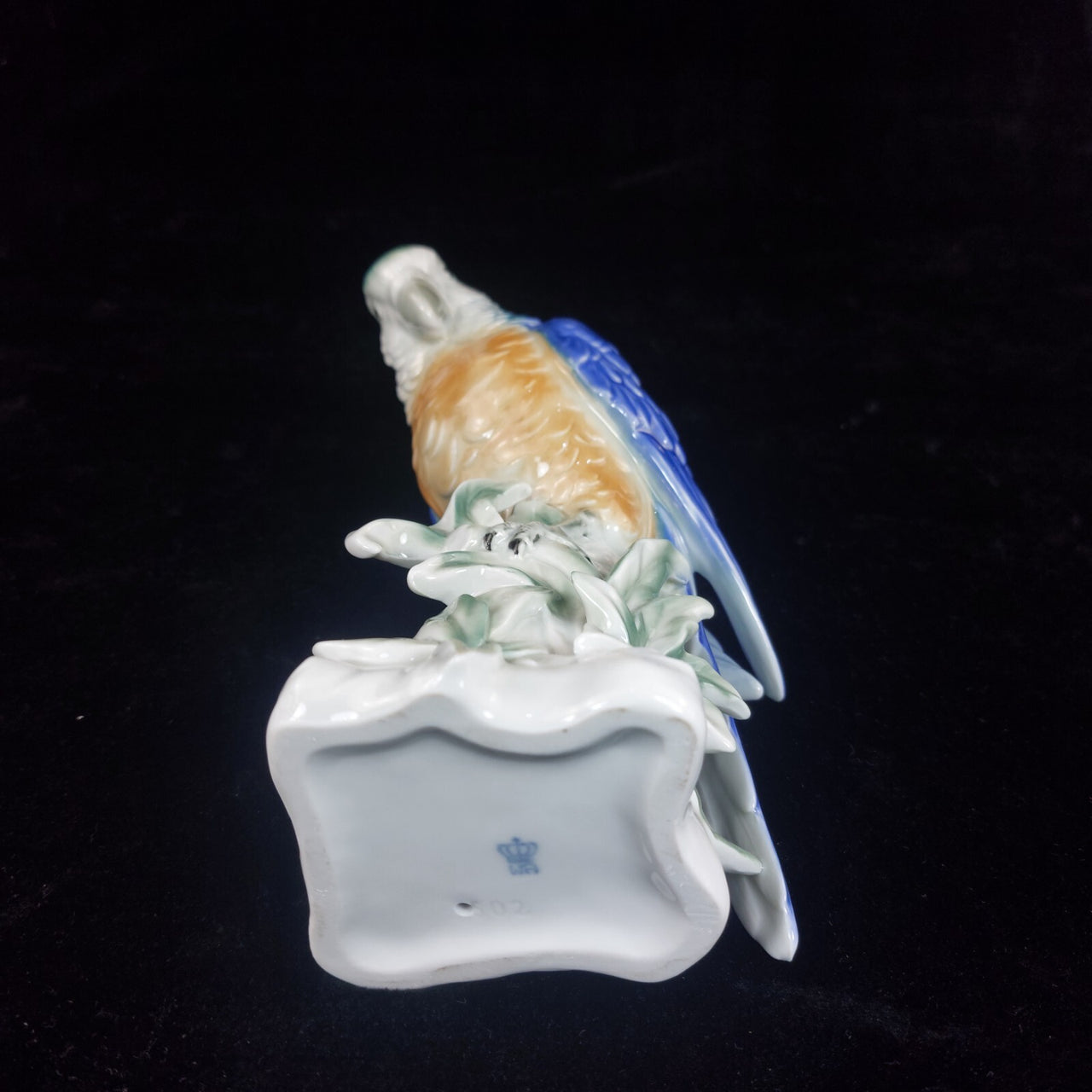 W.R. Porcelain Germany Parrot Figurine 8" Multicolor Macaw Style Bird Statue dec6