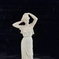 Thumbnail for Classical Greek Style Female Figurine gift 22cm Resin Venus Ivory Look Sculpture12
