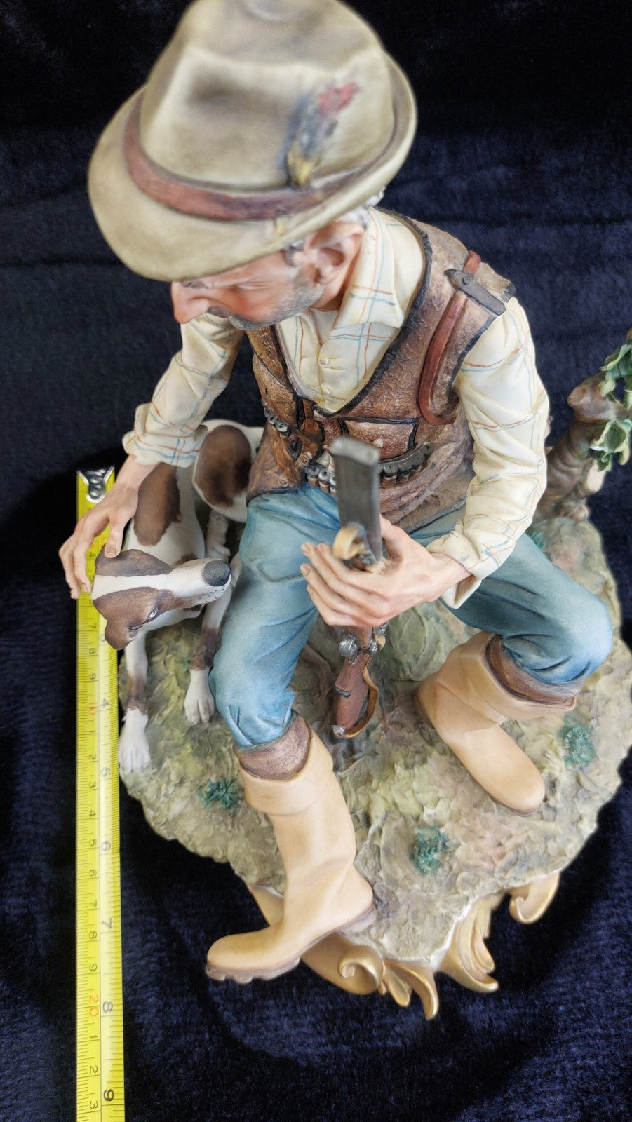 Capodimonte Figurine Italy 9" Volta Hunter with Gun and Dog Signed Large chipped2