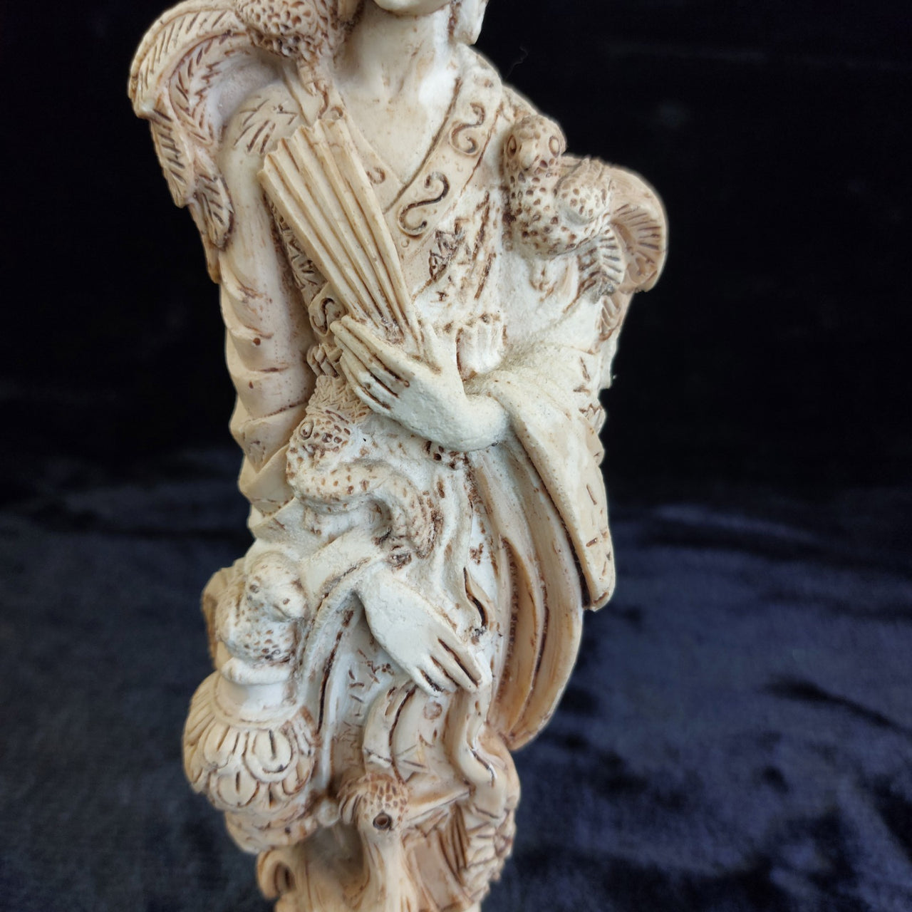 Asian Woman with Fan and Birds Resin Figurine Ivory Colour Approx 10in Worn2