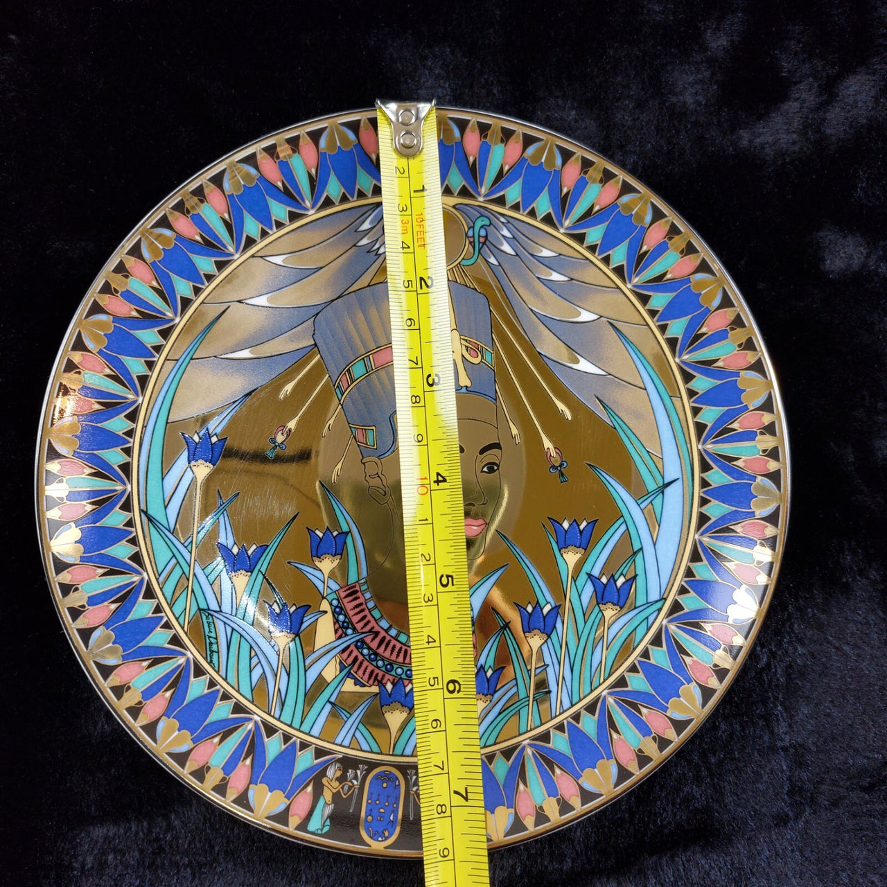 Boxed Royal Worcester Nefertiti - 1990 Plate Collector Plate Porcelain. 7.5"10