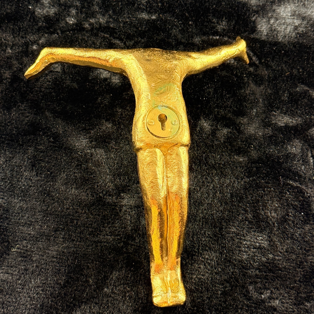 Gold Brass Wall Hanger Man Figure Sculpture Heavy 719g Keyhole Mount 8” Brutalis5