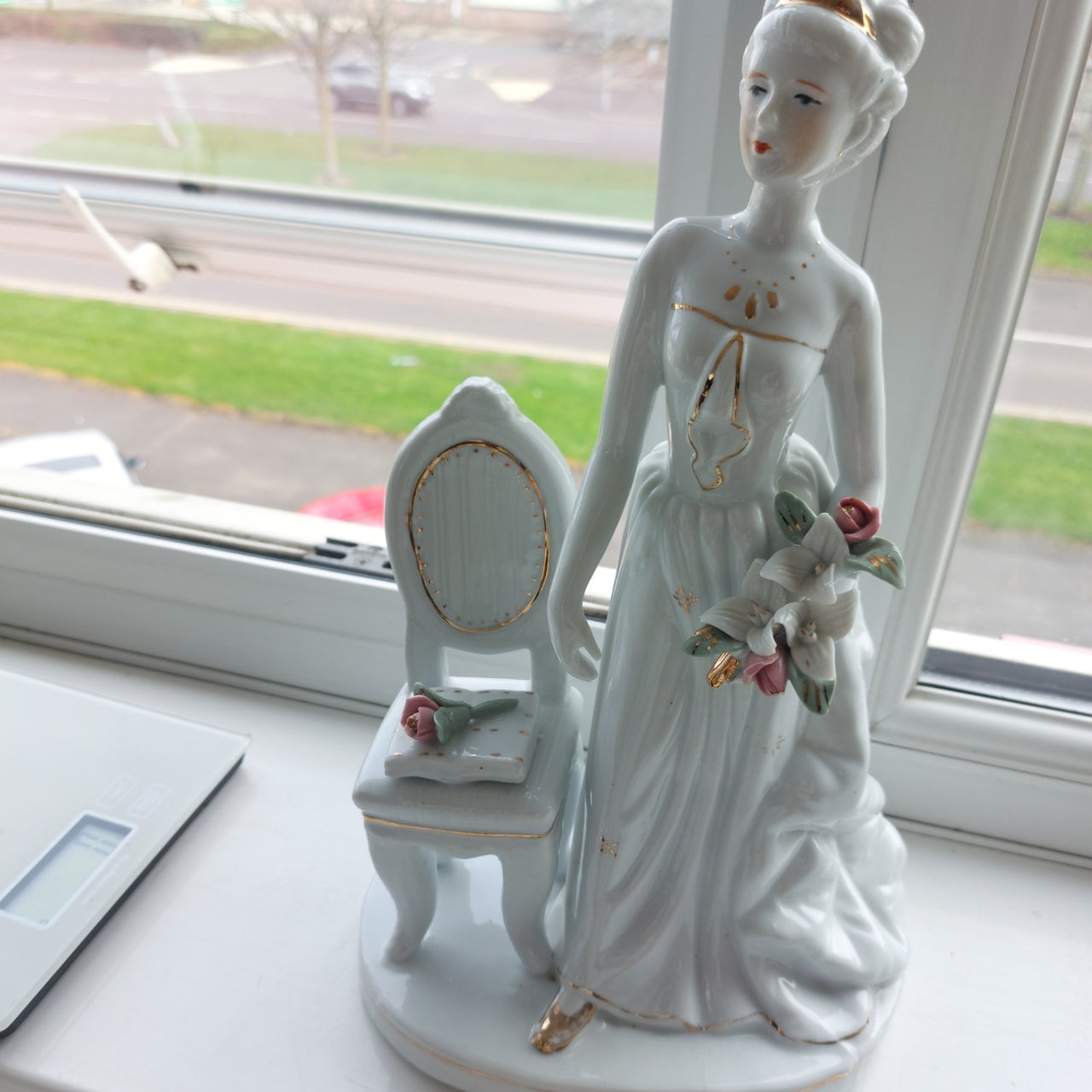 Porcelain Lady Figurine with Chair –  Elegant white ornoment 31cm13