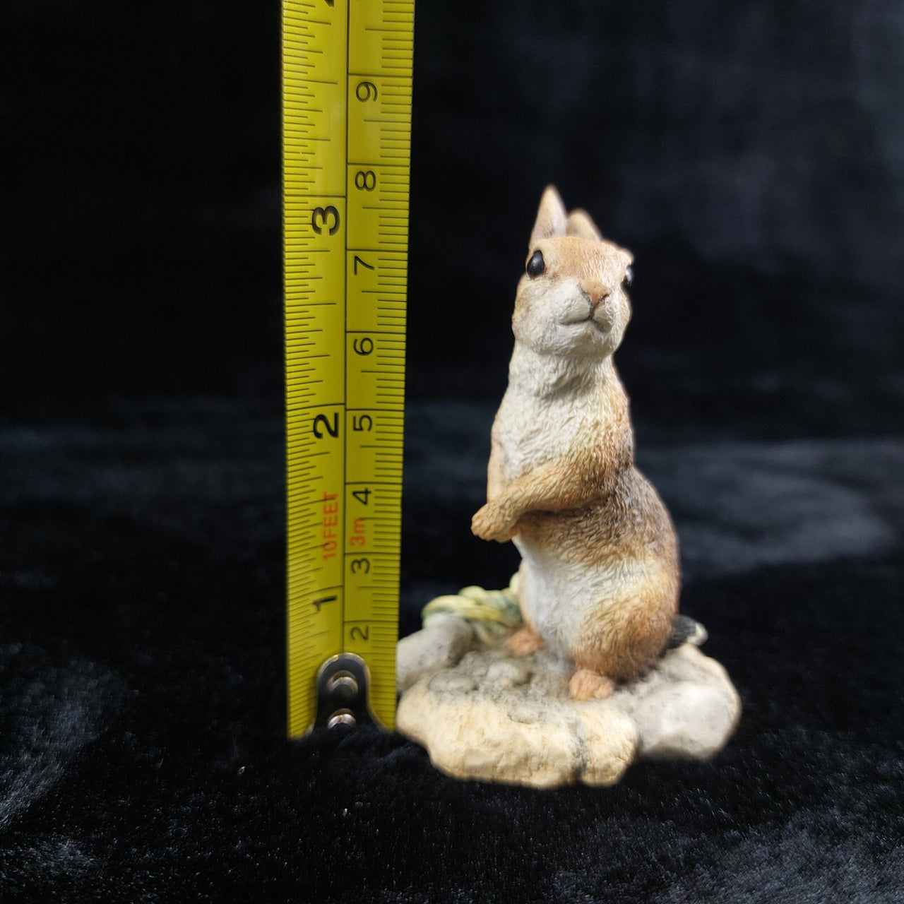 Border Fine Arts "Bright Eyes" rabbit Figurine (BO256) 1998 (EEGG Ltd.) de Resin5