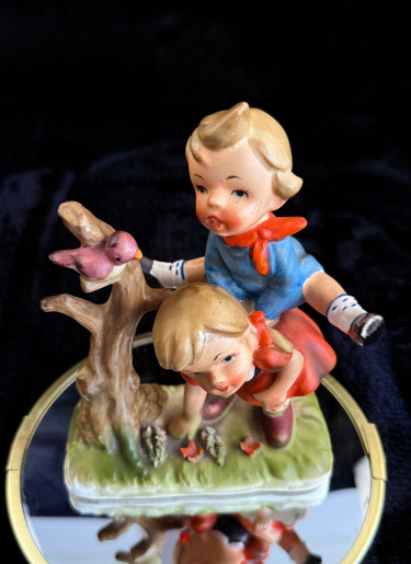 Hummel style Vintage Porcelain Figurine of Children with a Bird on a Tree 7in0