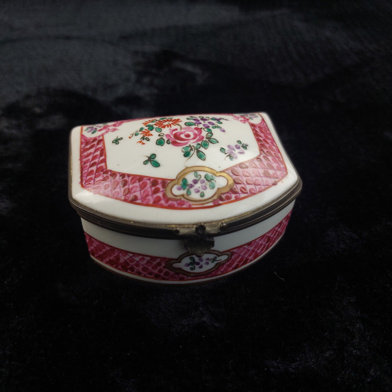 Chinese Porcelain Trinket Jewelry Box Floral Pink Lattice 3" Metal Hinged Lid2