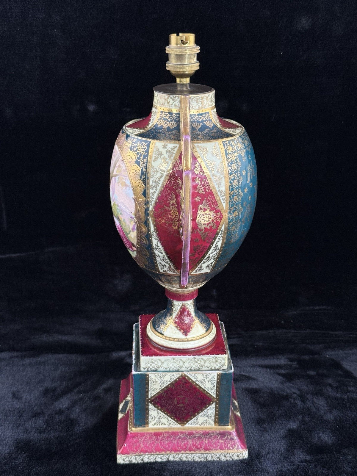 Antique 19th Century Royal Vienna Urn Lamp Romantic Scene Gold Accents Large8