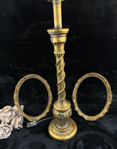 Vintage Victorian-Style Carved Wood Table Lamp and Frames Set Unbranded de Brown0