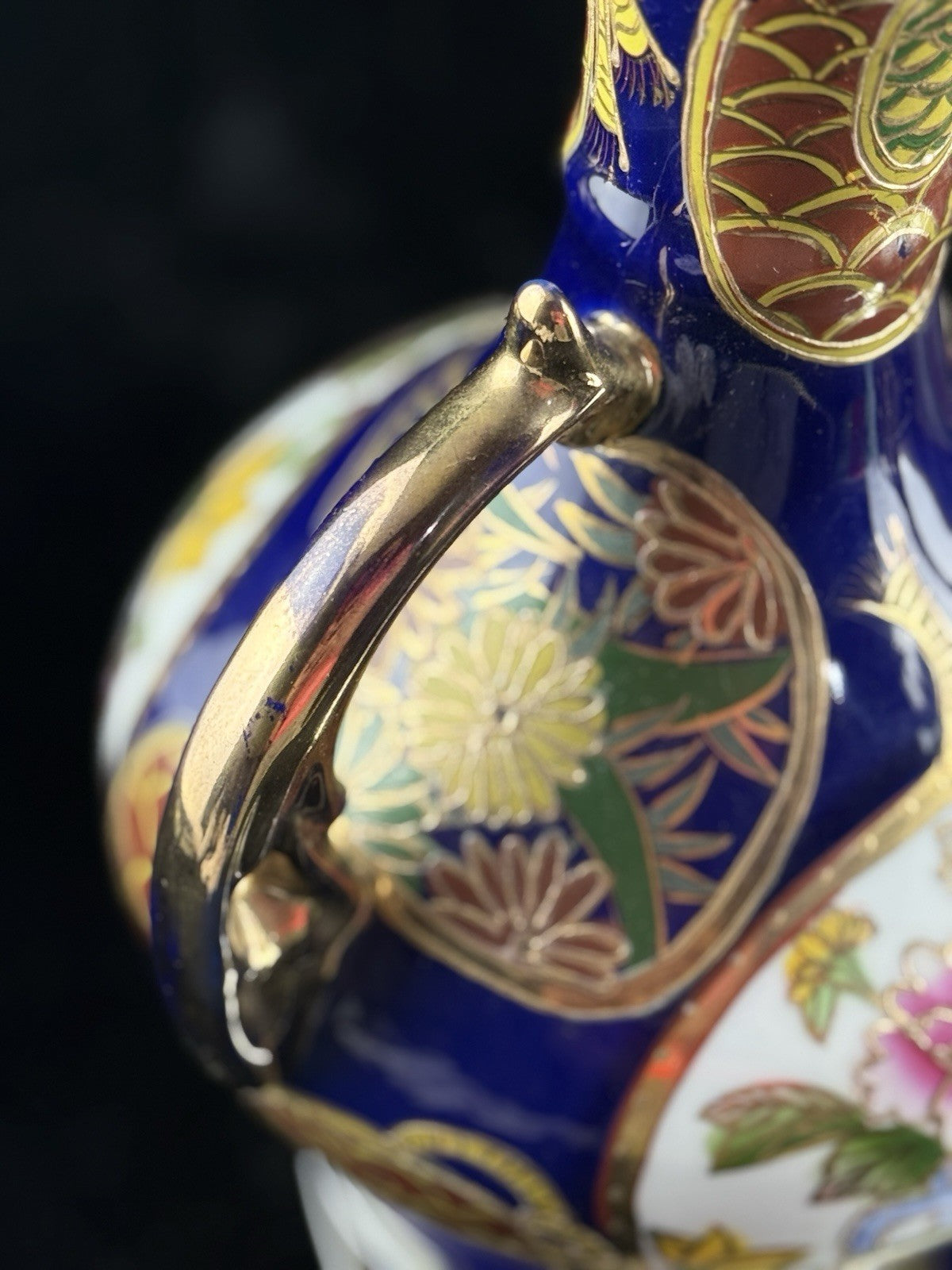 Japanese Blue Cobalt Porcelain Vases Pair Gold Gilt Floral Moriage Antique Decor15