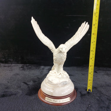 Leonardo Golden Eagle Statue Sculpture Marble Resin 9” Figurine United Kingdom.1