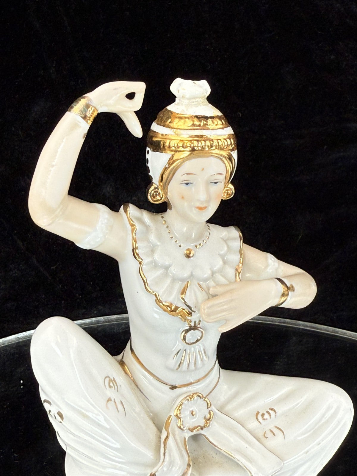Vintage Mid-Century Figurine Porcelain Set - Dancer with Two Candle Holders12
