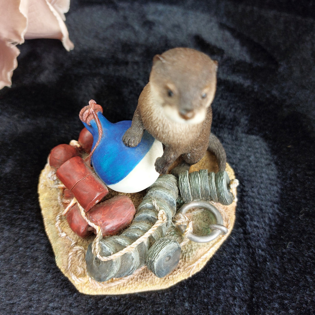 Border Fine Arts Country Characters A1673 Otter Figurine 3.5in 2002 Handcrafted10