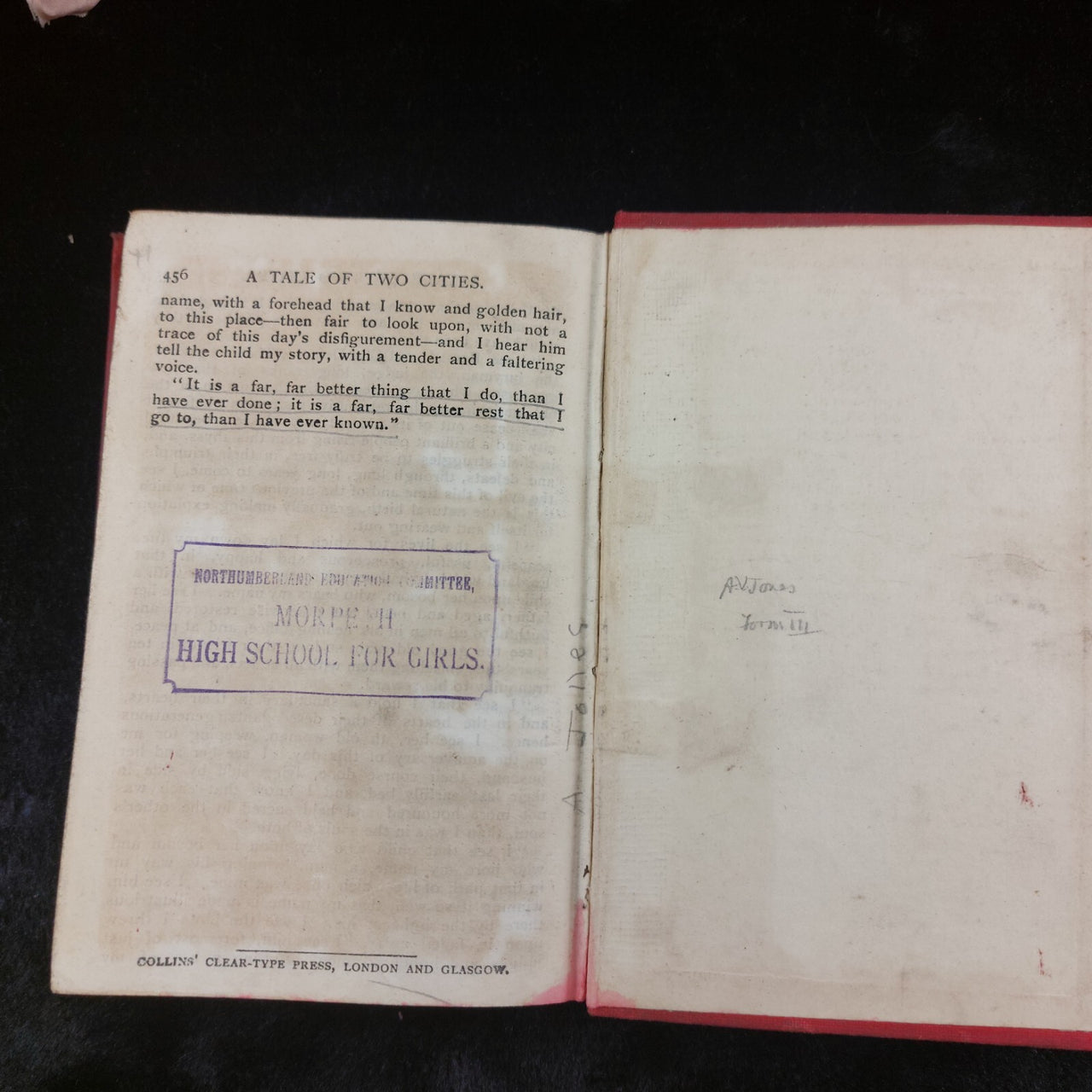 A Tale of Two Cities - Collins' School Classics - Clear- by Dickens Press Type13