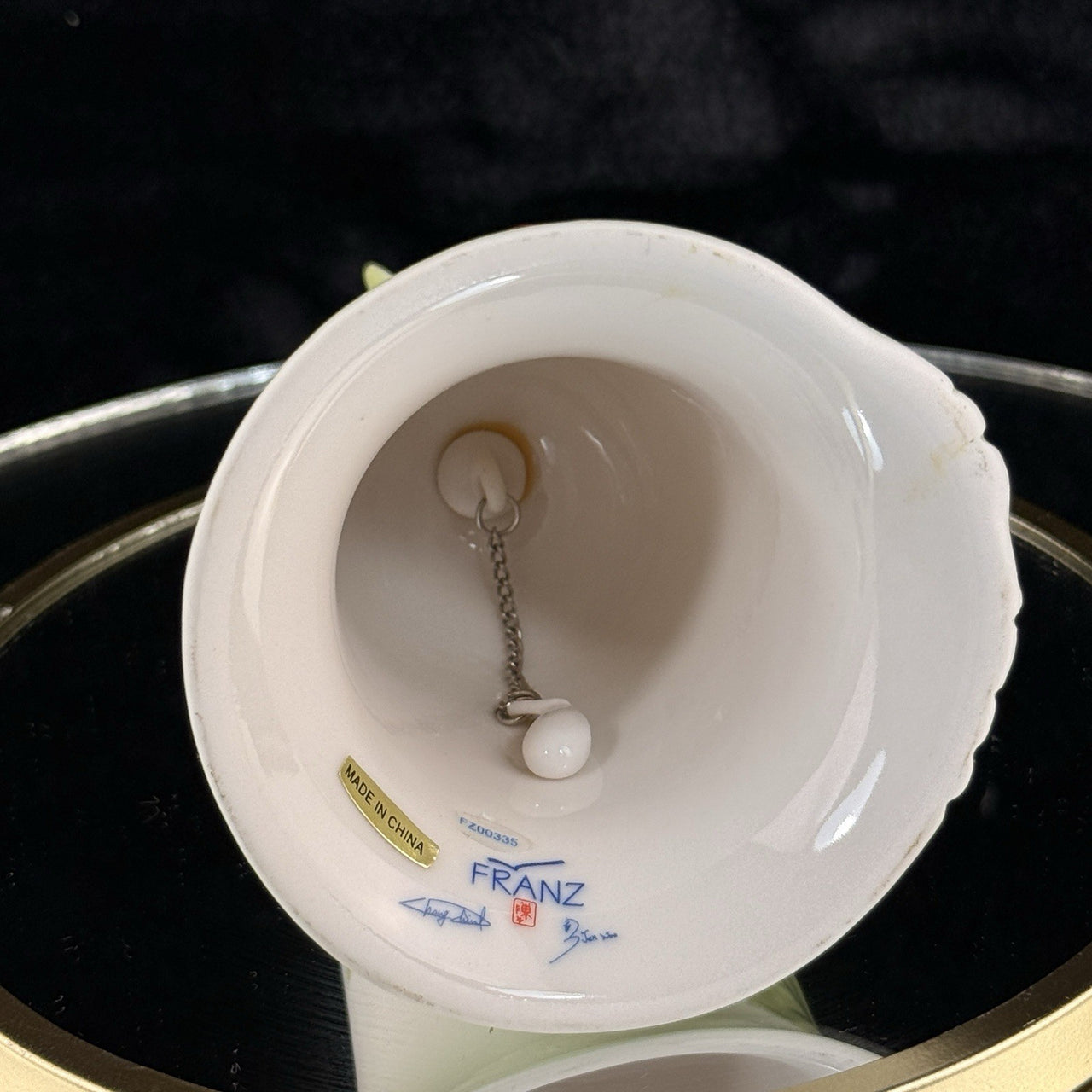 Franz Porcelain Ladybug Bell by Jen Woo Excellent Condition6