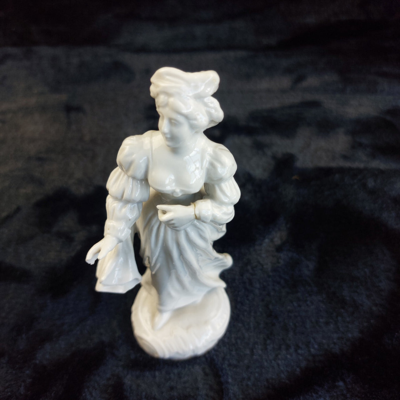 Antique Porcelain Figurines Pair Woman Man Medieval Style 6in Glazed damaged6