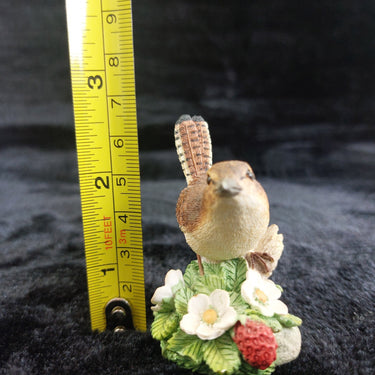 Bird Ornament Border Fine Arts 2007 Jenny Wren B1033 Figurine Handmade Scotland 0
