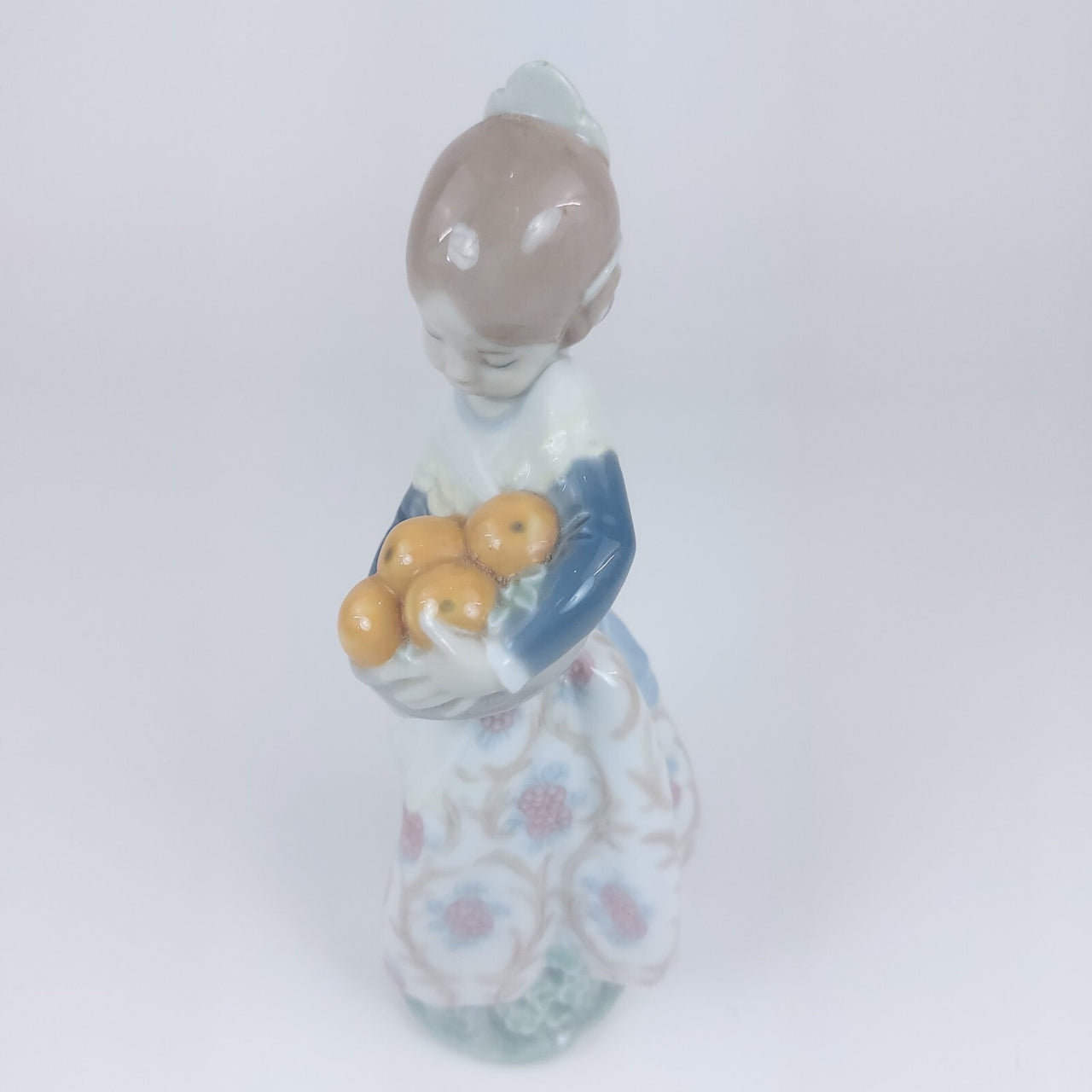 Rare NAO by Lladró Spanish Porcelain Girl with Basket Figurine Handmade Spain18