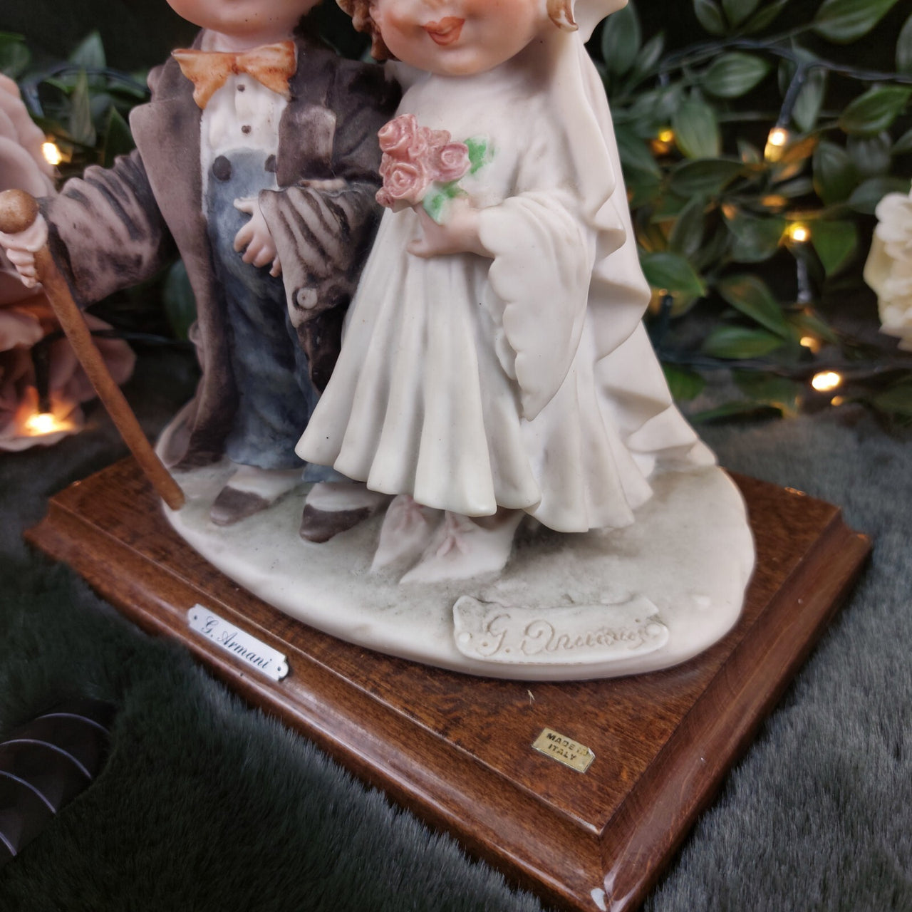 Vintage 1982 Giuseppe Armani Florence Italy Groom and Bride Figurine Statue.19