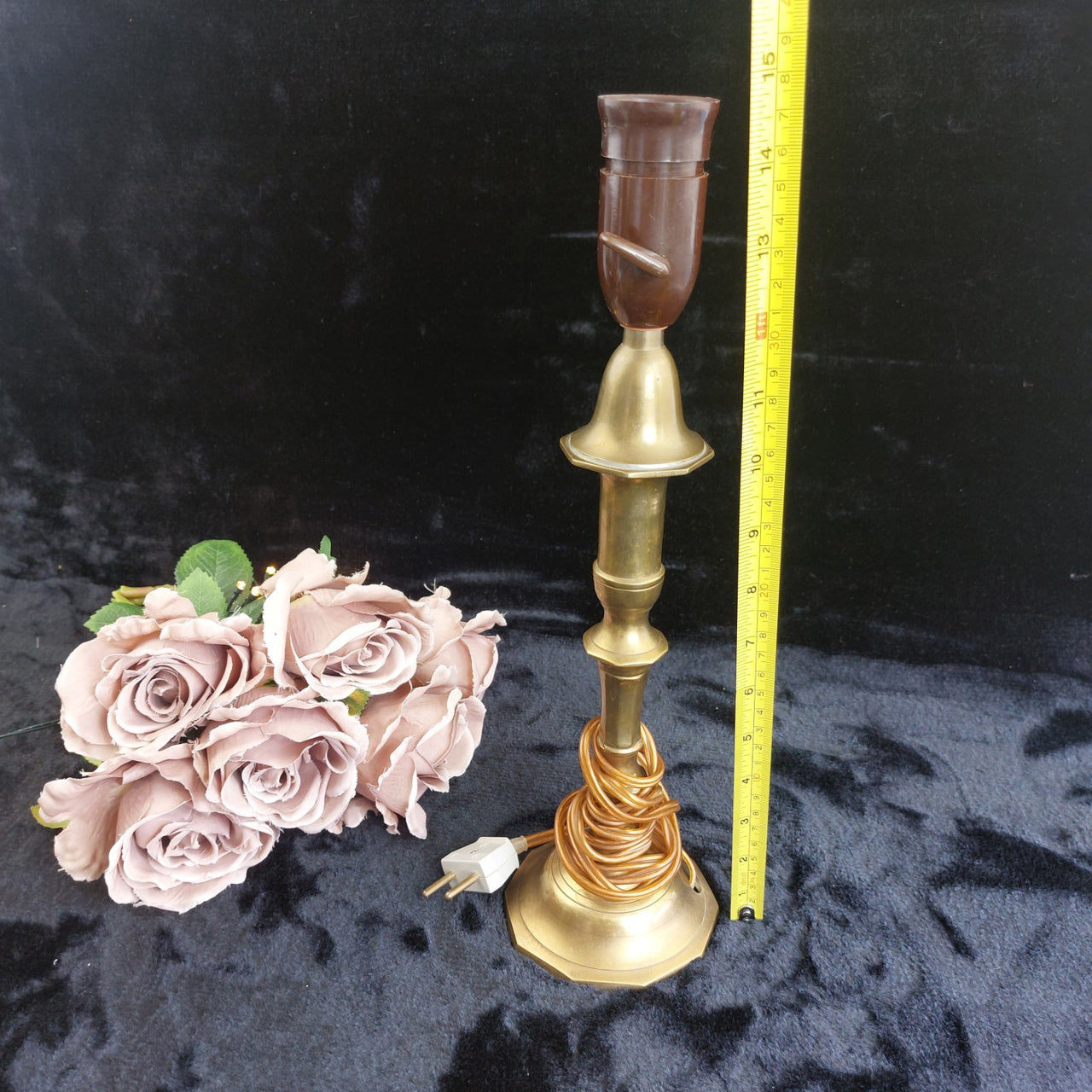Vintage Brass Lamp Table Good Patina EU Plug Classic Electric Light 15" Tall15