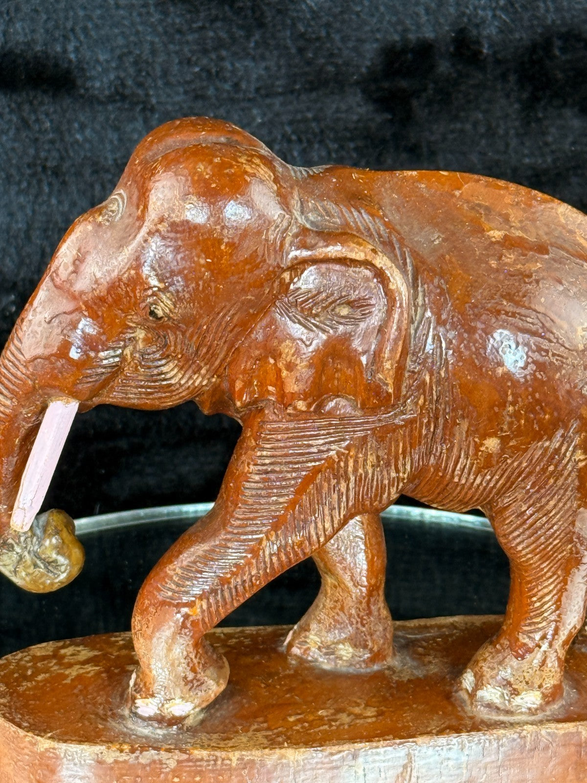 Hand Wooden Carved Elephant Pair – India Figures with Pink Resin Tusks 7 Vintag18