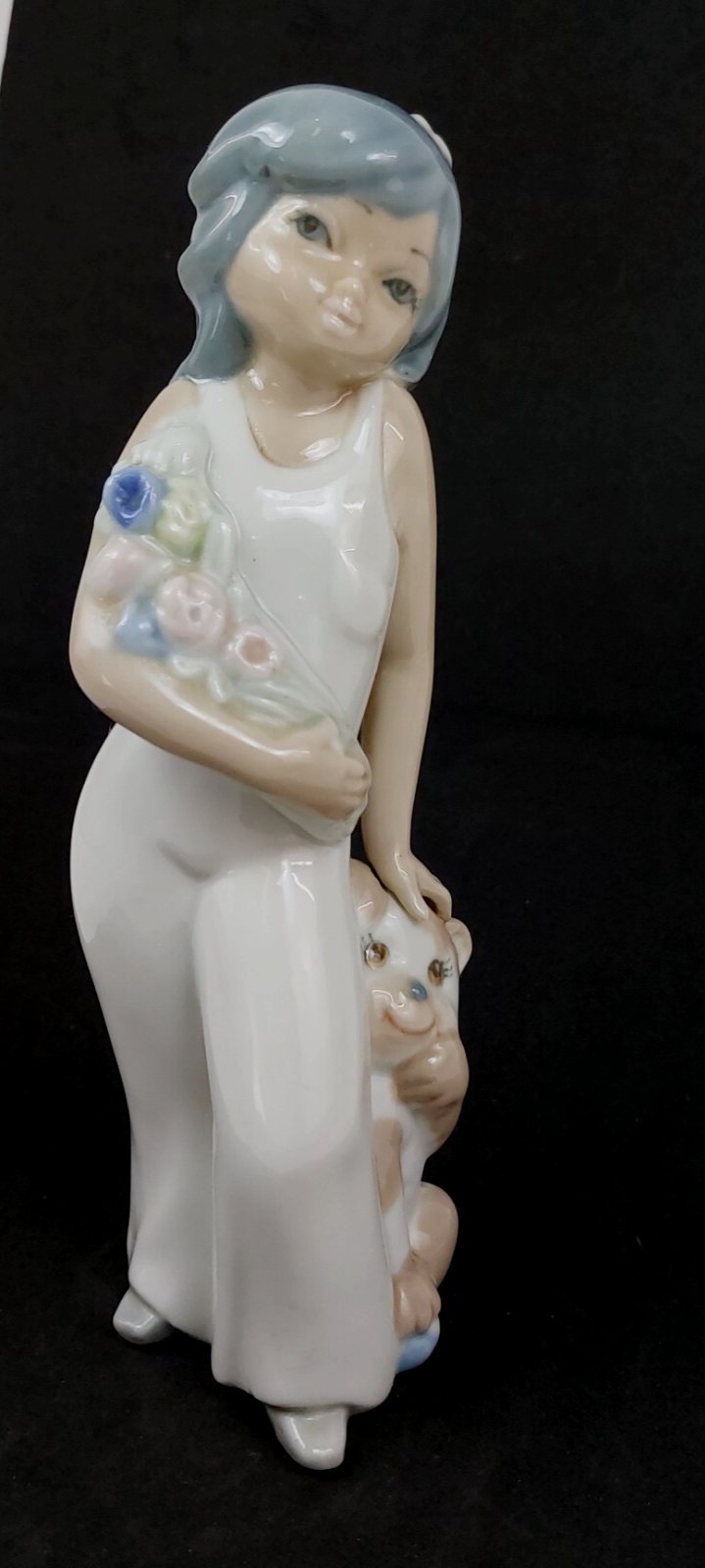 Casades & Girl Dog Porcelain Figurine Spanish Handcrafted Floral Art 8.5" Spain.1