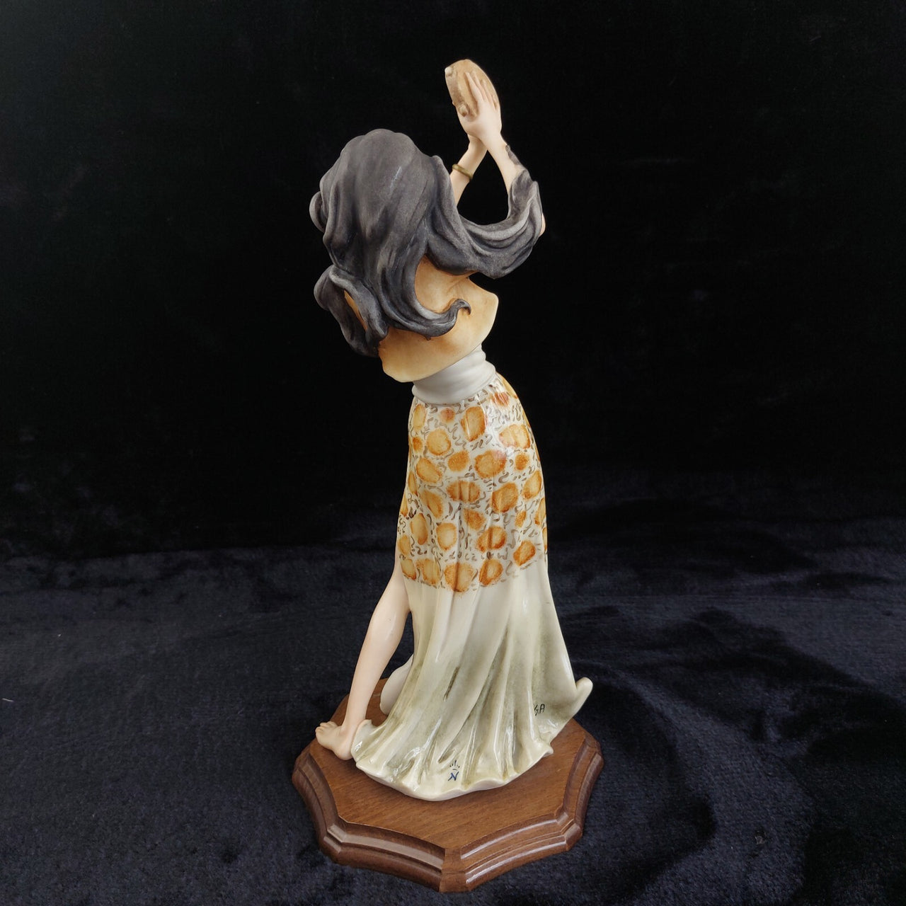 Giuseppe Armani Florence lady Figurine 14in Gypsy Semi Nude bohem decor3