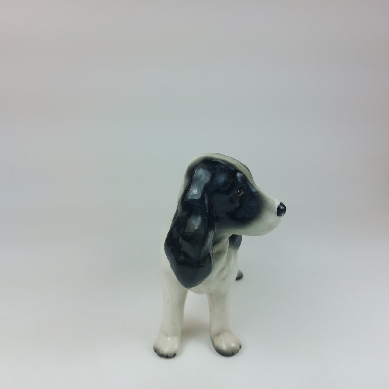 Vintage Wade England Basset Hound Figurine 1970s Ceramic Dog Collectible gift9