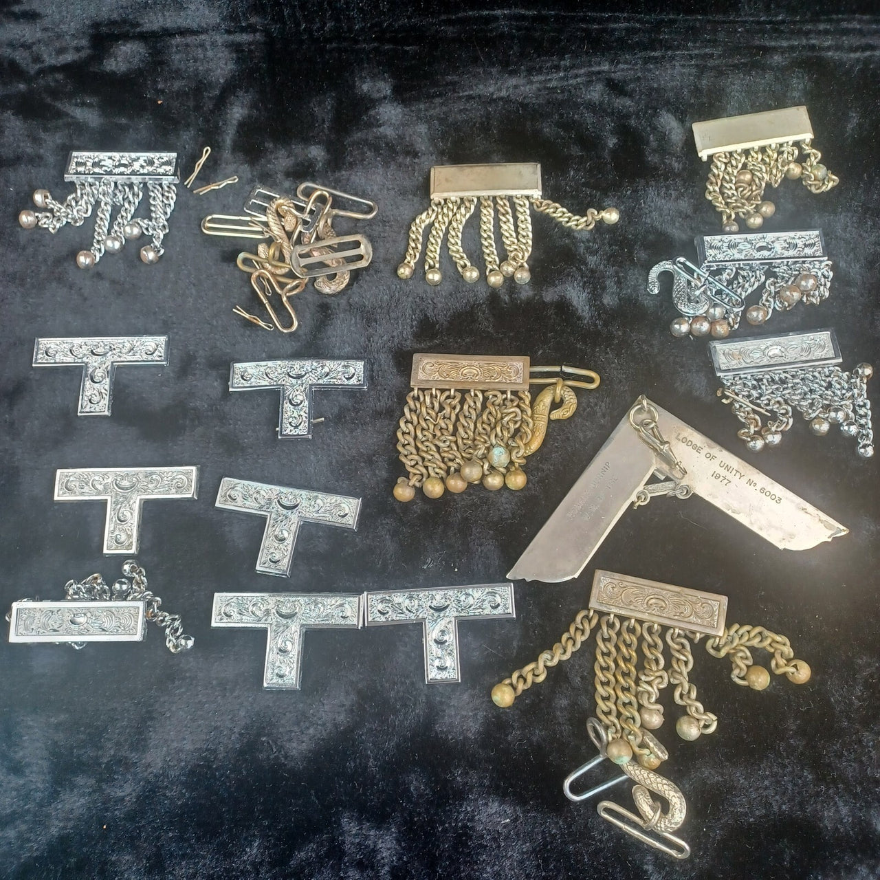 Masonic Lodge Regalia Job Lot 845g – Past Master Jewel 1977 + Levels & Jew Chain0