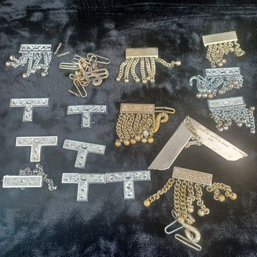 Masonic Lodge Regalia Job Lot 845g – Past Master Jewel 1977 + Levels & Jew Chain0
