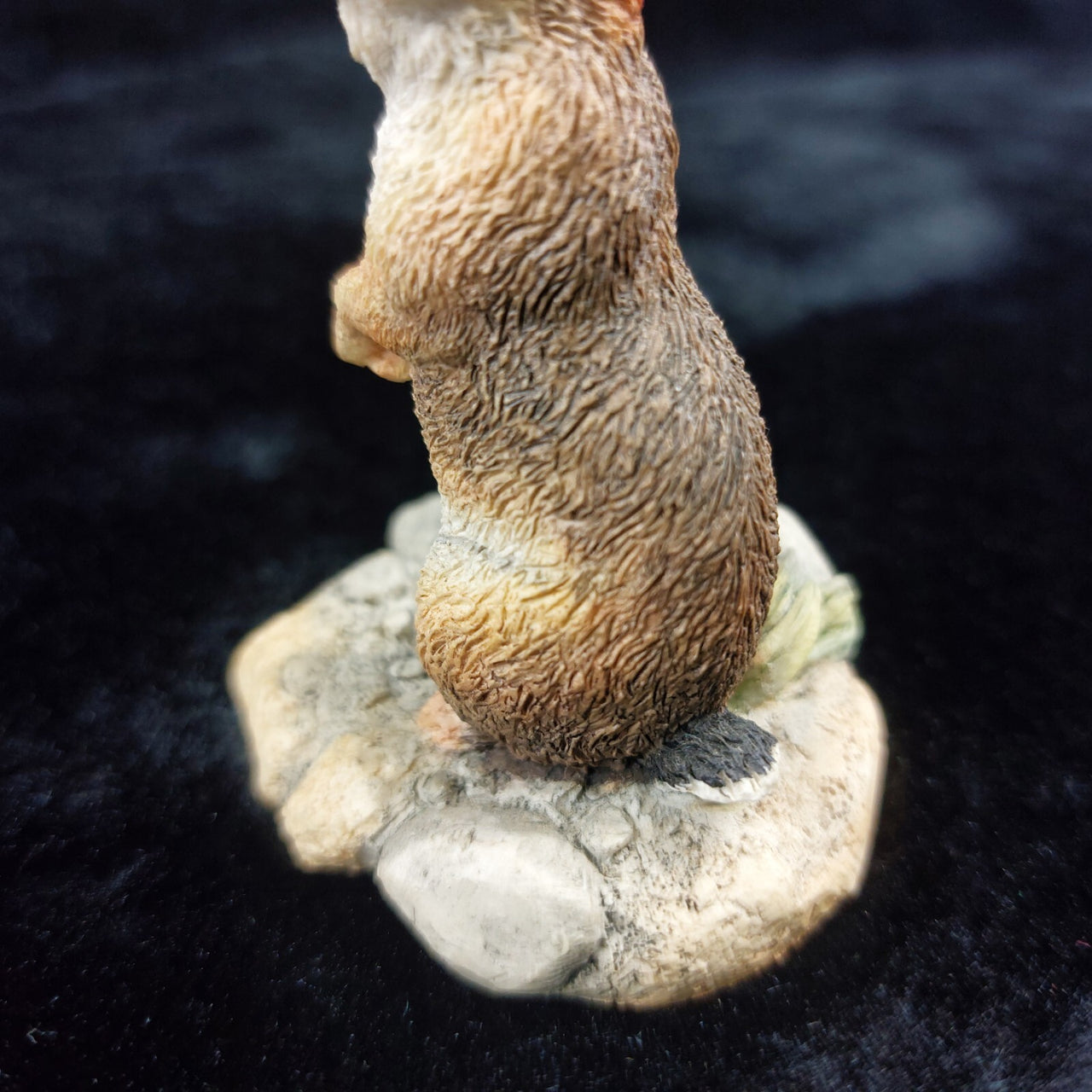 Border Fine Arts "Bright Eyes" rabbit Figurine (BO256) 1998 (EEGG Ltd.) de Resin3